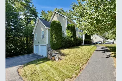 11 Hawthorne Circle, Somersworth, NH 03878 - Photo 2