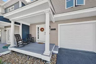 4 Autumn Ln, Raymond, NH 03077 - Photo 2