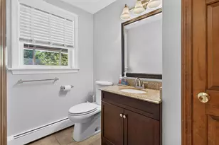 28 Longview Dr, Hampstead, NH 03841 - Photo 10