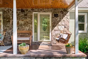 16 Gifford Farm Rd, Stratham, NH 03885 - Photo 4