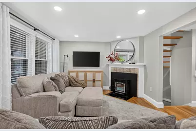 28 Stacey Circle, Windham, NH 03087 - Photo 8