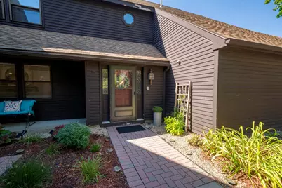 28 Stacey Circle, Windham, NH 03087 - Photo 1