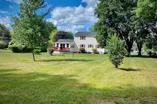 8 Southgate Dr, Bedford, NH 03110 - Photo 12