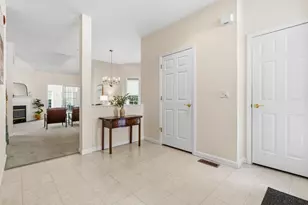 34 Mammoth Rd, Hooksett, NH 03106 - Photo 10