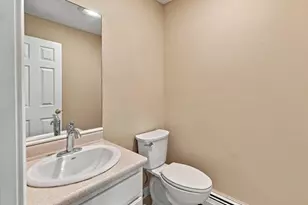 204 Washington St, Dover, NH 03820 - Photo 16