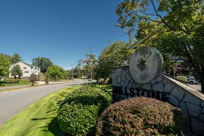 9 Blackstone Drive #74, Nashua, NH 03063 - Photo 2