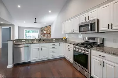 32 Forrest Street, Hampstead, NH 03826 - Photo 6