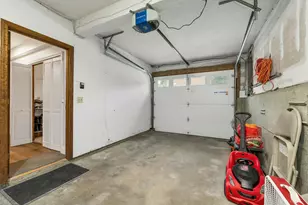 5 Renard St, Manchester, NH 03109 - Photo 36