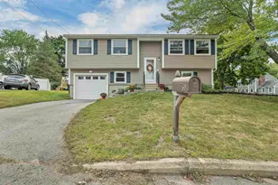5 Renard St, Manchester, NH 03109 - Photo 1