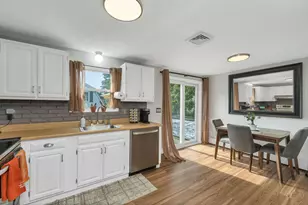 5 Renard St, Manchester, NH 03109 - Photo 6
