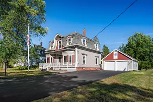 181 Main St, Kingston, NH 03848 - Photo 1