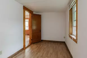 27 Fowler St, Keene, NH 03431 - Photo 10