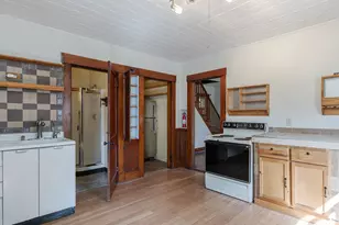 27 Fowler St, Keene, NH 03431 - Photo 4