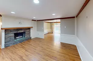 4 Corwin Dr, Derry, NH 03038 - Photo 10