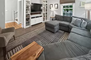 9 Plummer St, Goffstown, NH 03045 - Photo 12