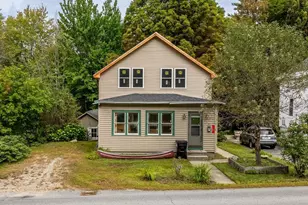 142 Maple St, Newport, NH 03773 - Photo 2