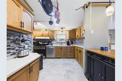 44 Sparrow Street, Keene, NH 03431 - Photo 6