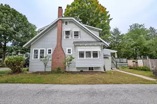 27 Russell St, Keene, NH 03431 - Photo 4