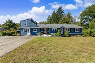 225 Shannon Rd, Salem, NH 03079 - Photo 2