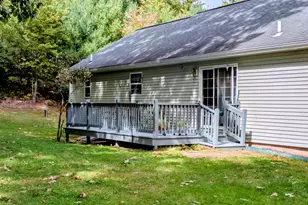 30 Woodland Hts Dr, Swanzey, NH 03446 - Photo 4