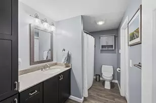20 Oakridge Dr, Londonderry, NH 03053 - Photo 16