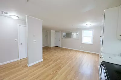 509 Elmwood Drive, Hudson, NH 03051 - Photo 4