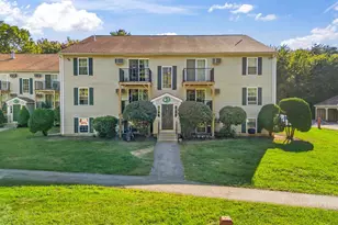412 White Cedar Blvd, Portsmouth, NH 03801 - Photo 2
