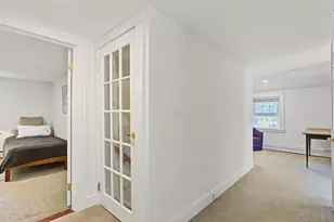 70 Winnicutt Rd, Stratham, NH 03855 - Photo 14