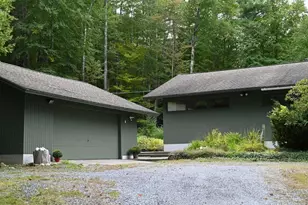 17 Glenwood Dr, Claremont, NH 03743 - Photo 4
