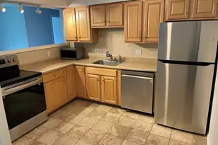 22 Mercury Dr, Londonderry, NH 03053 - Photo 1