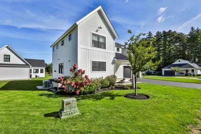 8 Pendleton Farms Lane, Amherst, NH 03031 - Photo 4