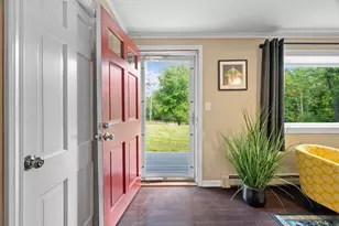 1 Hickory Ln, Kensington, NH 03833 - Photo 4