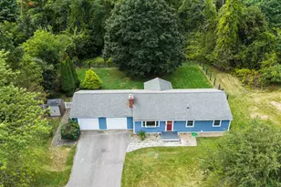 1 Hickory Ln, Kensington, NH 03833 - Photo 1
