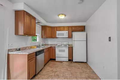 4 Brookfield Drive, Hudson, NH 03051 - Photo 4