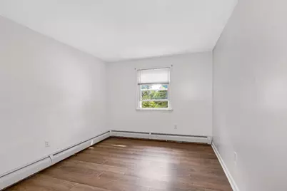4 Brookfield Drive, Hudson, NH 03051 - Photo 12
