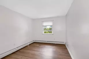 4 Brookfield Dr, Hudson, NH 03051 - Photo 12