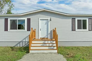 12 Lacourse St, Plymouth, NH 03264 - Photo 2