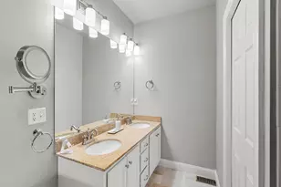 5 Blossom Ln, Stratham, NH 03885 - Photo 30