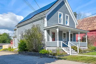 62 Pleasant St, Conway, NH 03818 - Photo 2