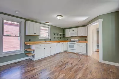 62 Pleasant Street, Conway, NH 03818 - Photo 10