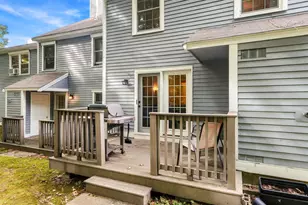 33 Meadowview Cir, Nashua, NH 03062 - Photo 38