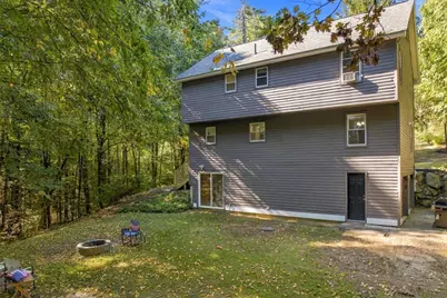 27 Hampshire Drive, Derry, NH 03038 - Photo 6