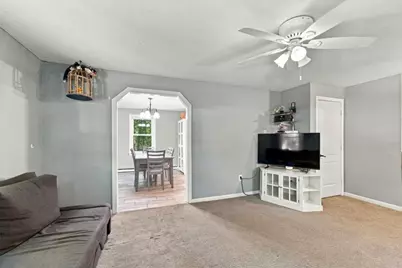 27 Hampshire Drive, Derry, NH 03038 - Photo 10