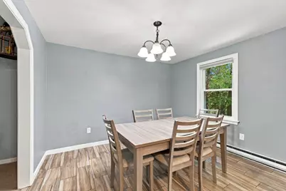 27 Hampshire Drive, Derry, NH 03038 - Photo 12