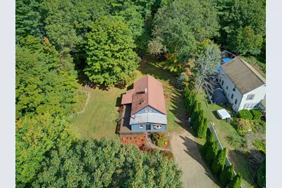 195 Pleasant Street, Epping, NH 03042 - Photo 12