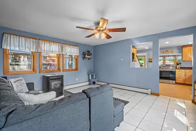27 Glenridge Avenue, Goffstown, NH 03045 - Photo 12