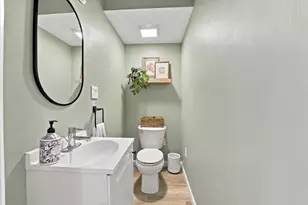 107 Franklin St Ext, Derry, NH 03038 - Photo 26