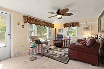 36 E Glenwood Street, Nashua, NH 03060 - Photo 8