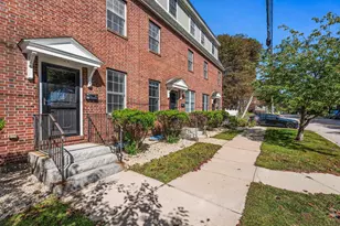 9 Falkland Pl, Portsmouth, NH 03801 - Photo 32