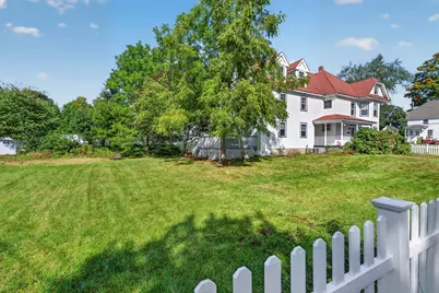38 High Street, Derry, NH 03038 - Photo 6